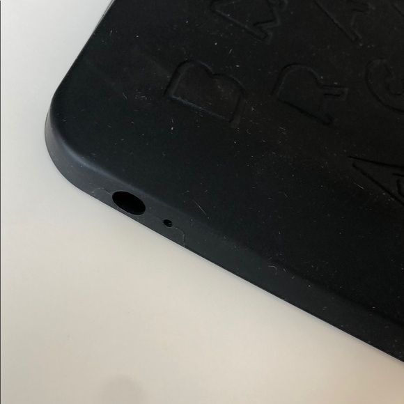 Marc Jacobs iPad case - Picture 8 of 12